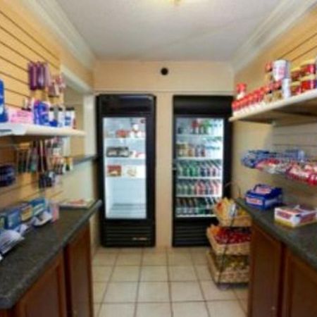 מלון Ramada By Wyndham טסקלוסה מראה חיצוני תמונה