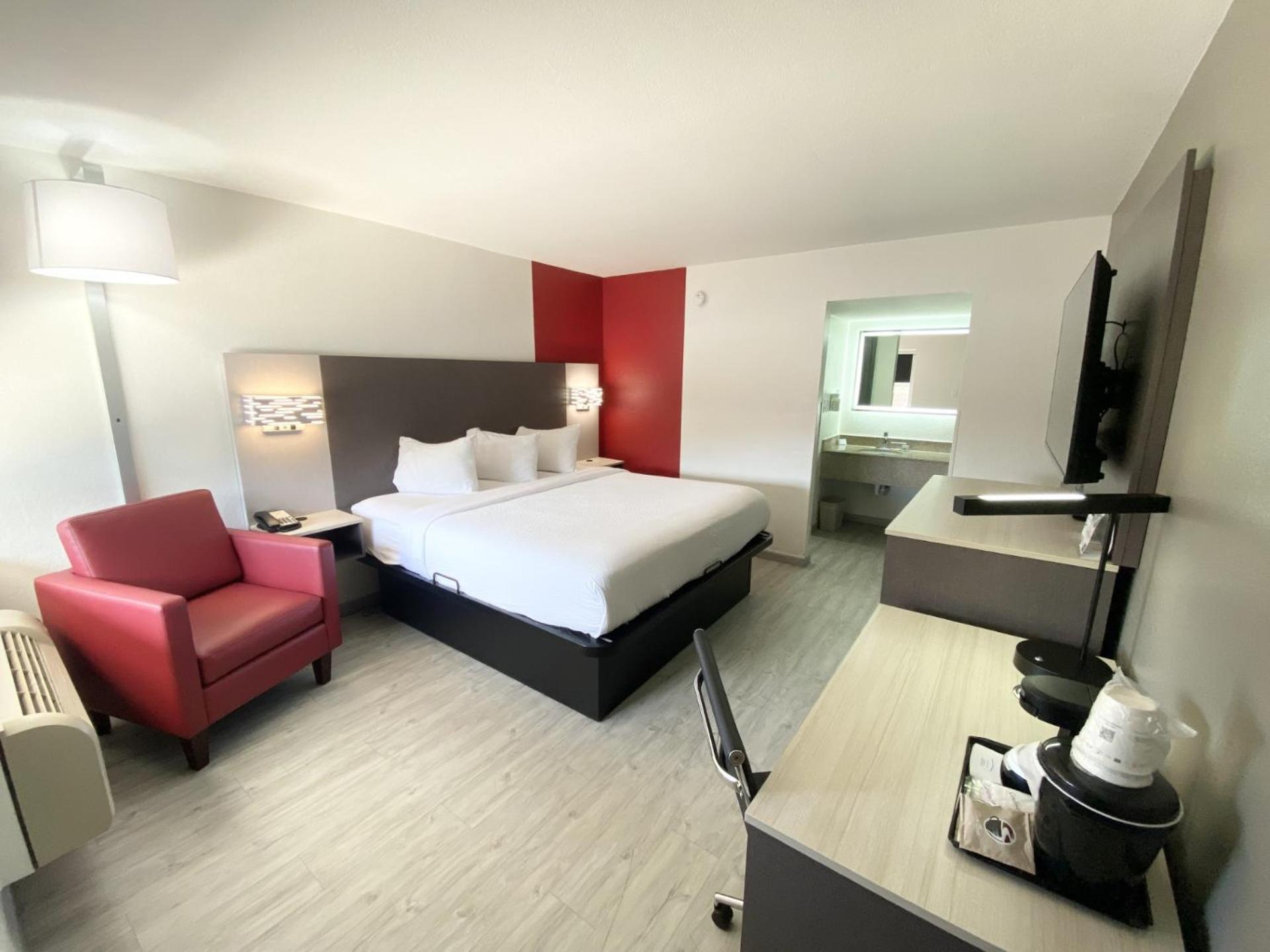 מלון Ramada By Wyndham טסקלוסה מראה חיצוני תמונה