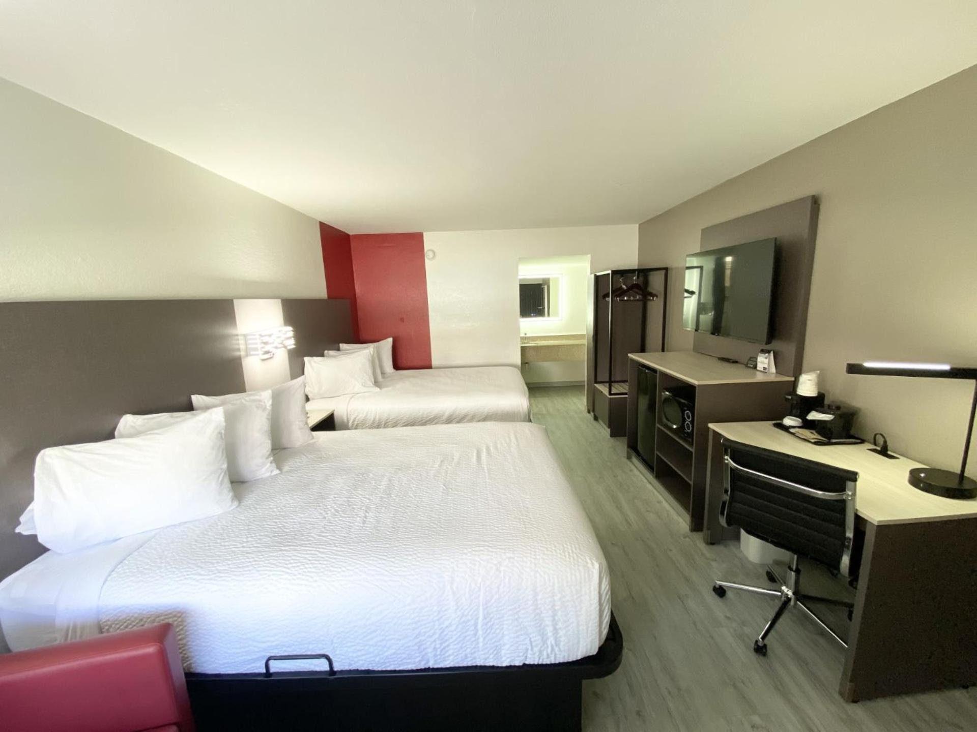 מלון Ramada By Wyndham טסקלוסה מראה חיצוני תמונה