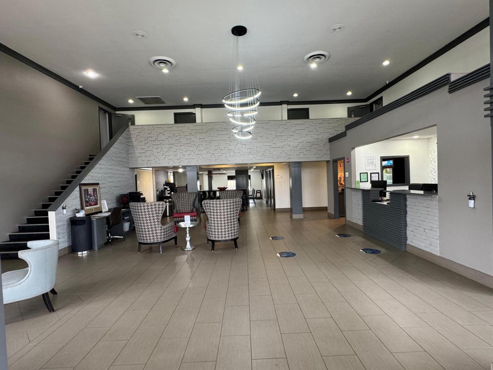 מלון Ramada By Wyndham טסקלוסה מראה חיצוני תמונה